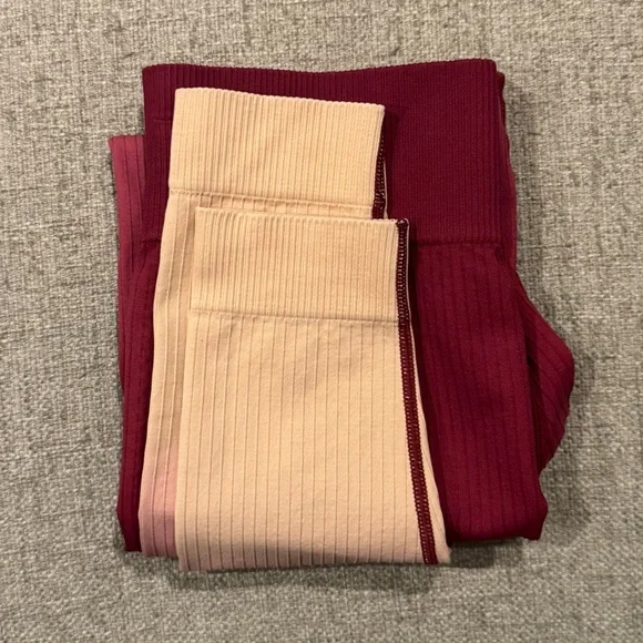 THE UPSIDE Ombre Ribbed Seamless Leggings - Burgundy/Cream - Size S (Fits 4)